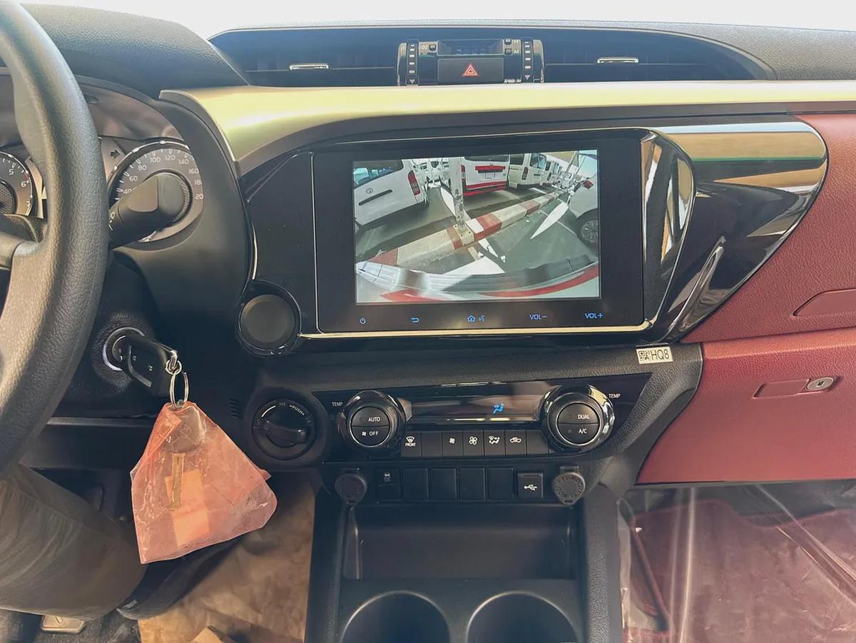 2026 Toyota Hilux Double Cab GLX - GCC Specs - Brand New!-6-6