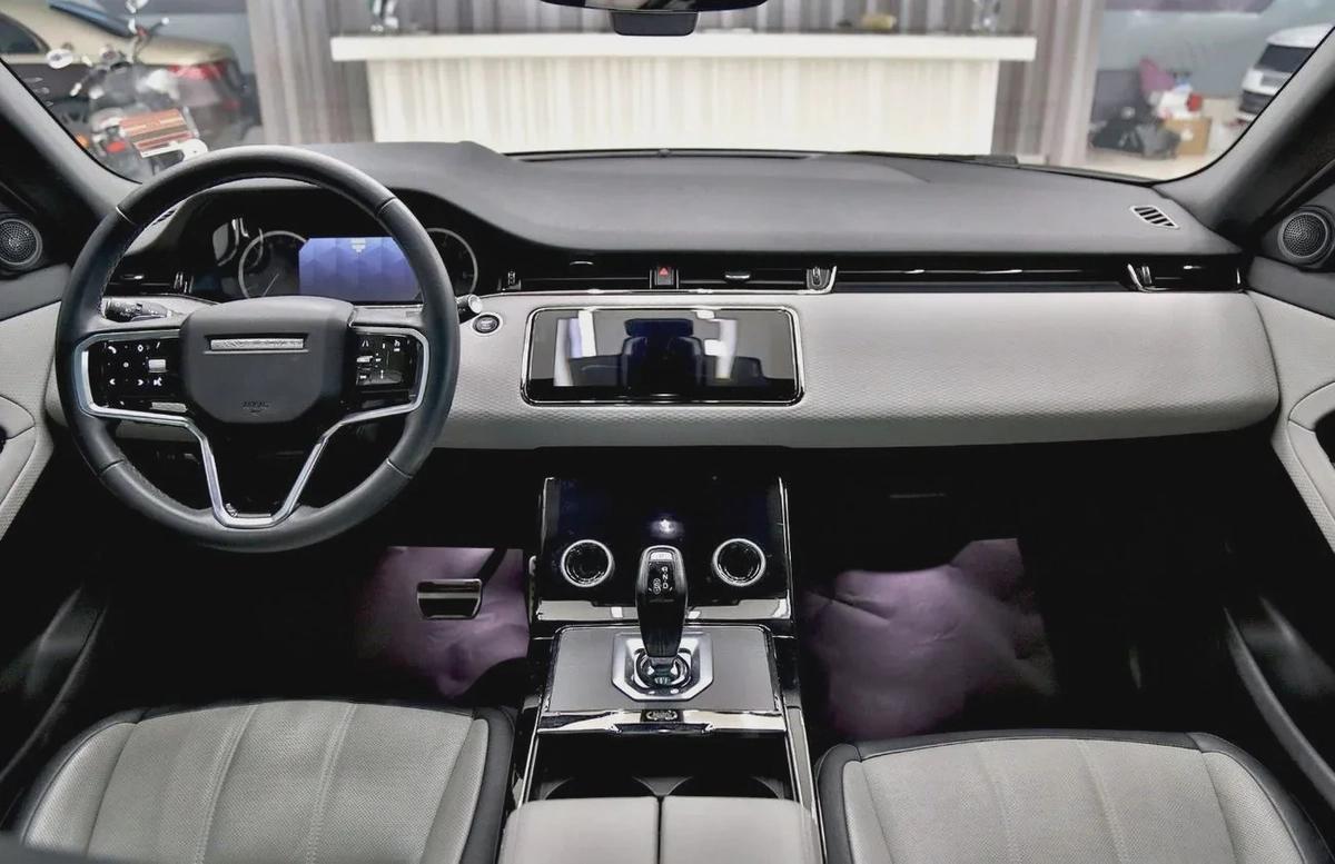 Range Rover Evoque Dynamic HSE-7-7