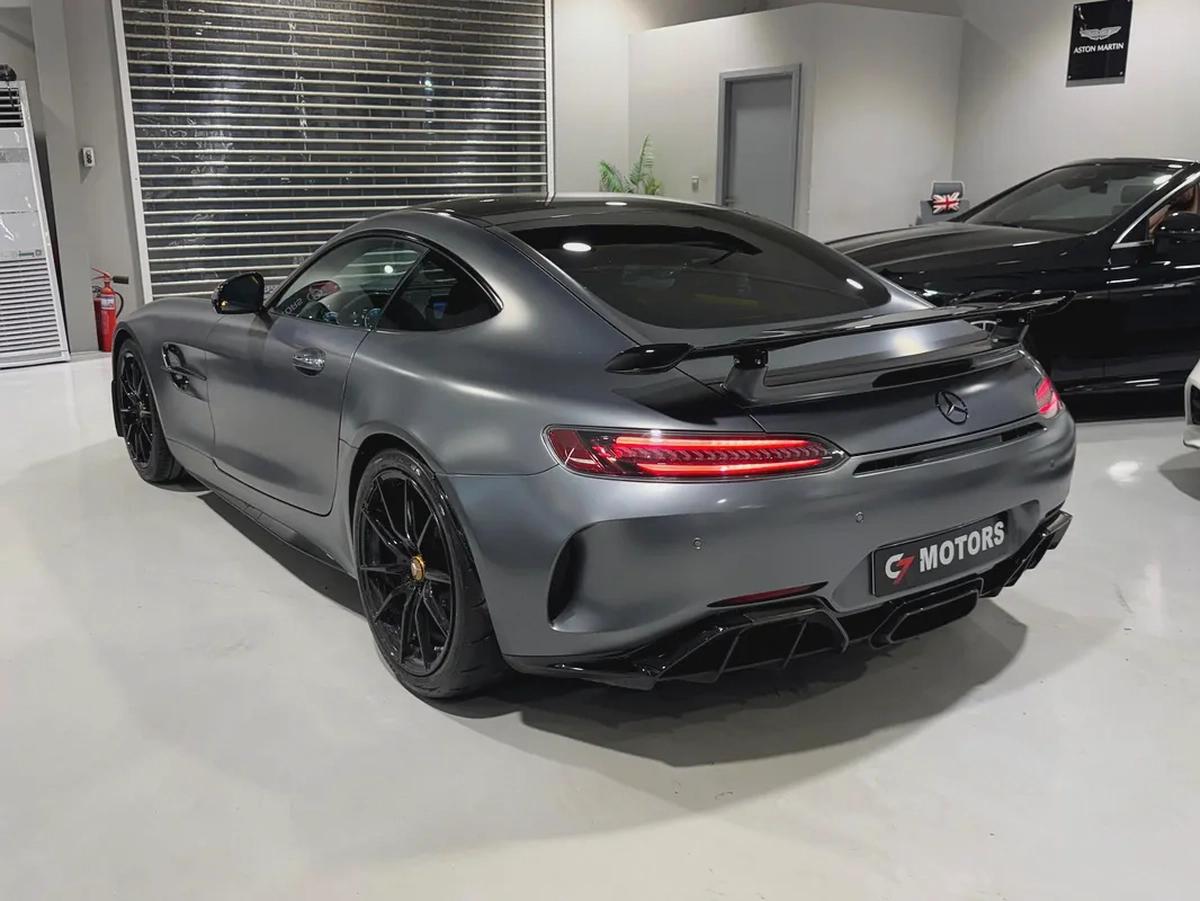 Mercedes-AMG GT R Pro 2019 – Track-Focused Performance Icon-5-5