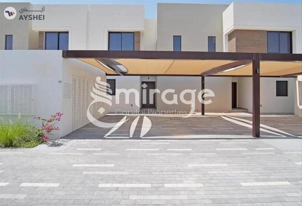 TOWNHOUSE FOR SALE IN NOYA 1, NOYA