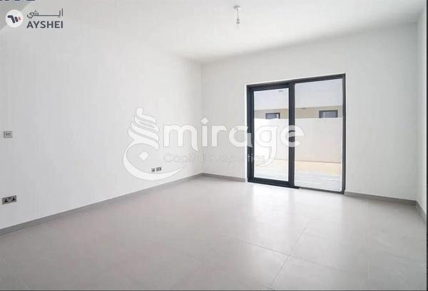 TOWNHOUSE FOR SALE IN NOYA 1, NOYA