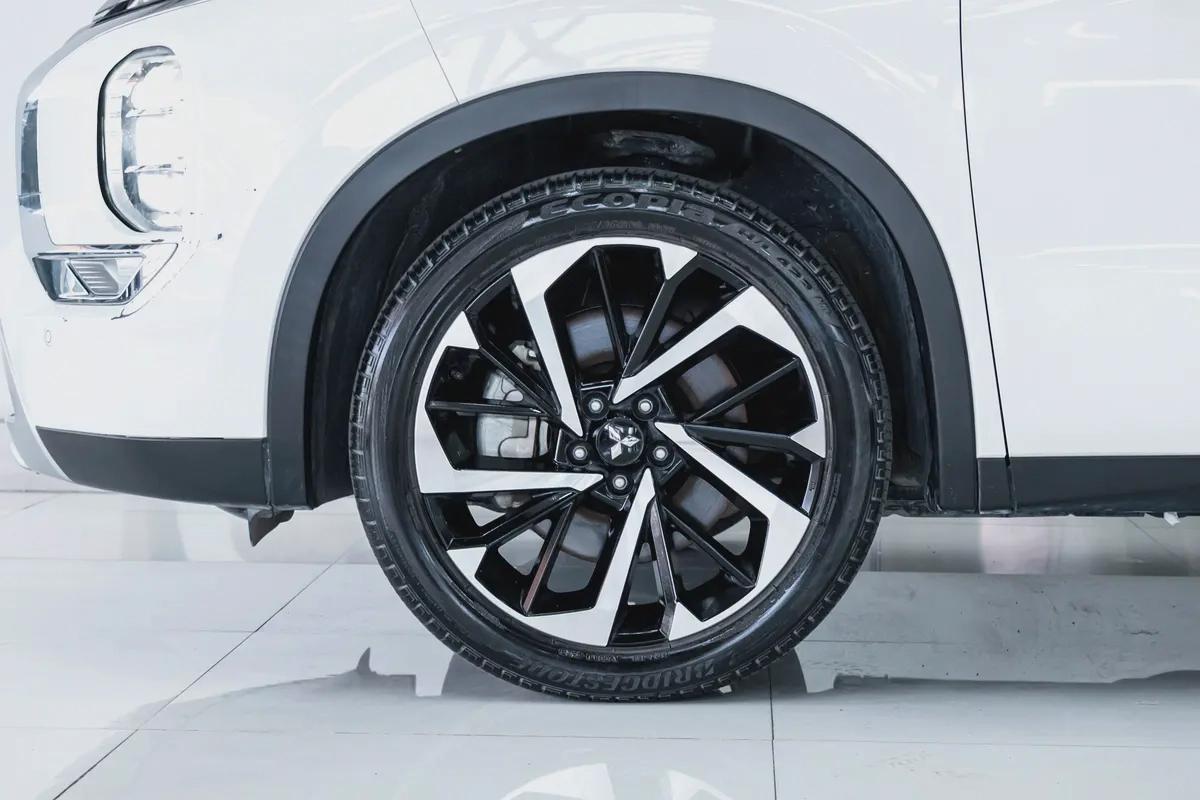 1 YR WARRANTY | HIGHLINE | SUNROOF | LEATHER | 4WD 2.5L | AED 1400 PM-7-7