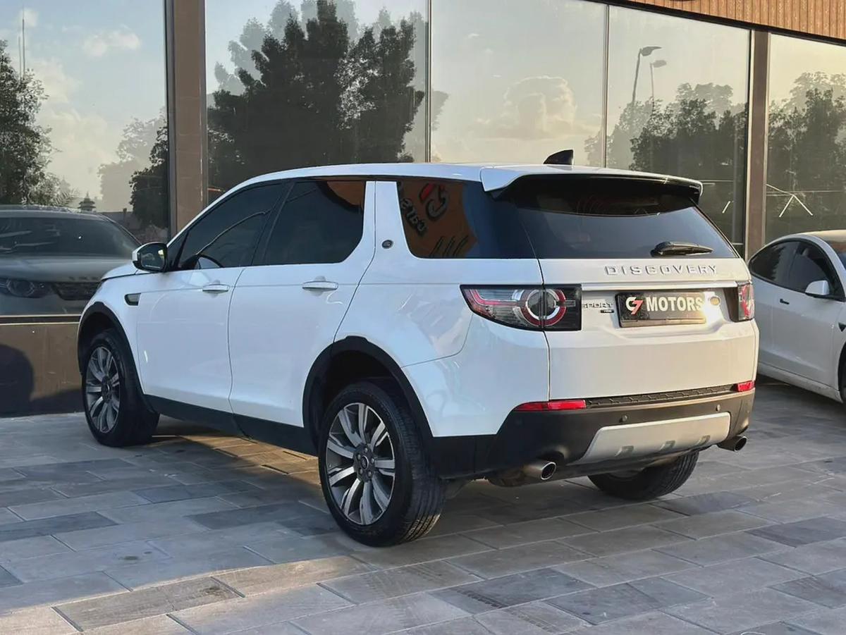 Land Rover Discovery 2018 | Excellent Condition | Reliable SUV | monthly 3,300 AED-5-5
