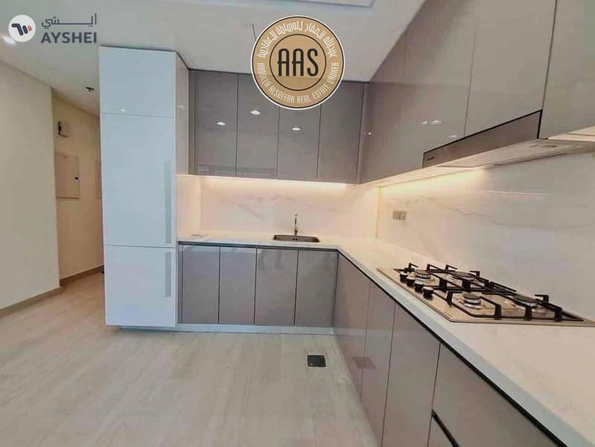 2BHK Spacious Unit || Main Boulevard || Rented unit || Well maintained-0-landscape