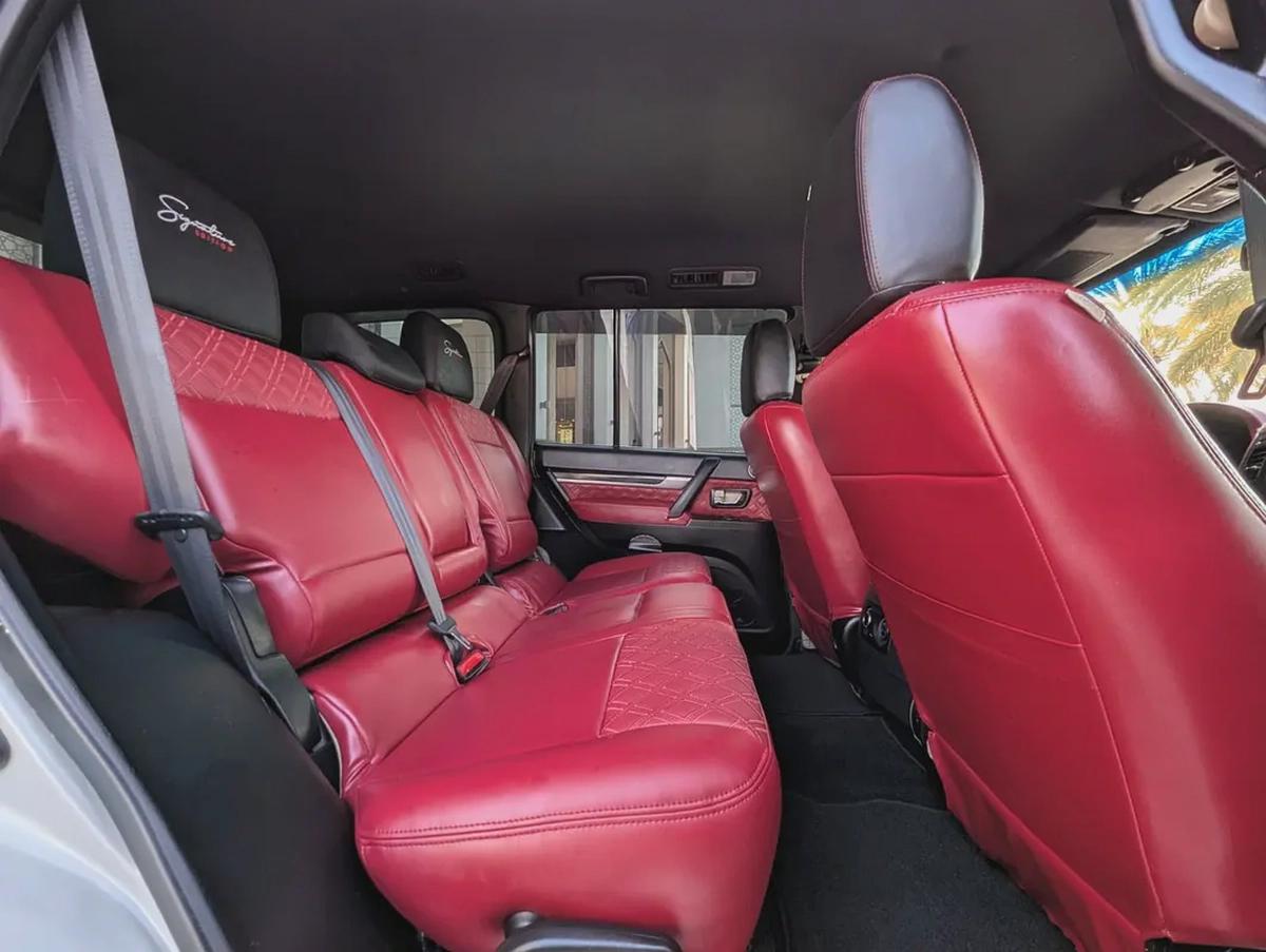 MITSUBISHI PAJERO 2020 GCC V6 3.8L IN EXCELLENT CONDITION-4-4