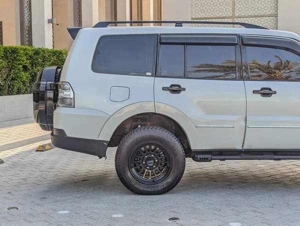 MITSUBISHI PAJERO 2020 GCC V6 3.8L IN EXCELLENT CONDITION