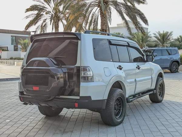 MITSUBISHI PAJERO 2020 GCC V6 3.8L IN EXCELLENT CONDITION
