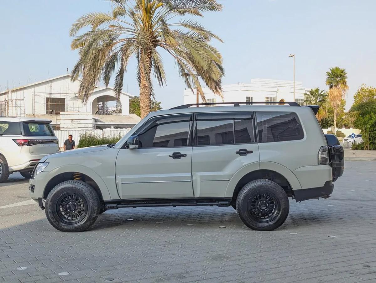 MITSUBISHI PAJERO 2020 GCC V6 3.8L IN EXCELLENT CONDITION-14-14