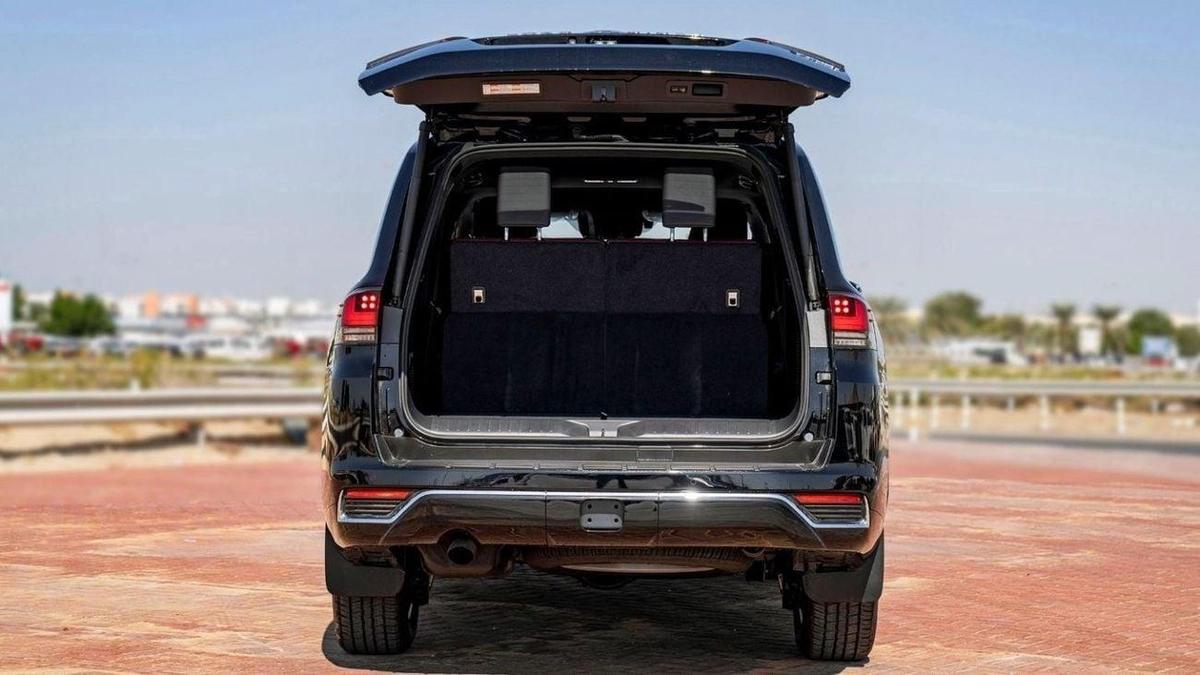 Toyota Land Cruiser Toyota land cruiser VXR 3.5L Petrol Full Option 2025-6-6