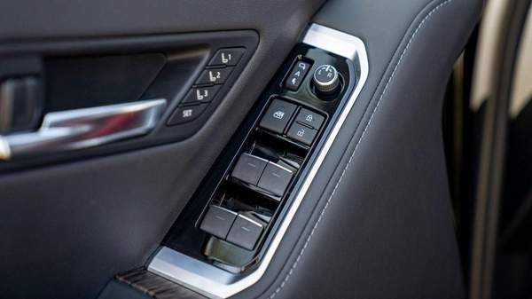 Toyota Land Cruiser Toyota land cruiser VXR 3.5L Petrol Full Option 2025