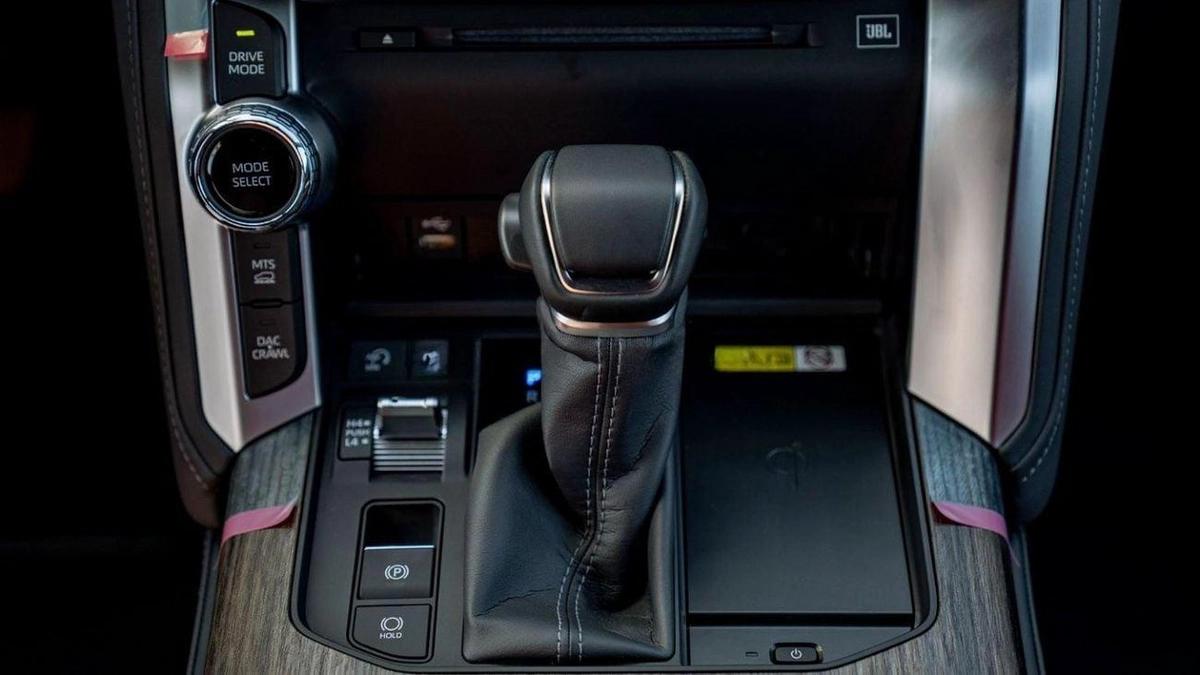 Toyota Land Cruiser Toyota land cruiser VXR 3.5L Petrol Full Option 2025-12-12