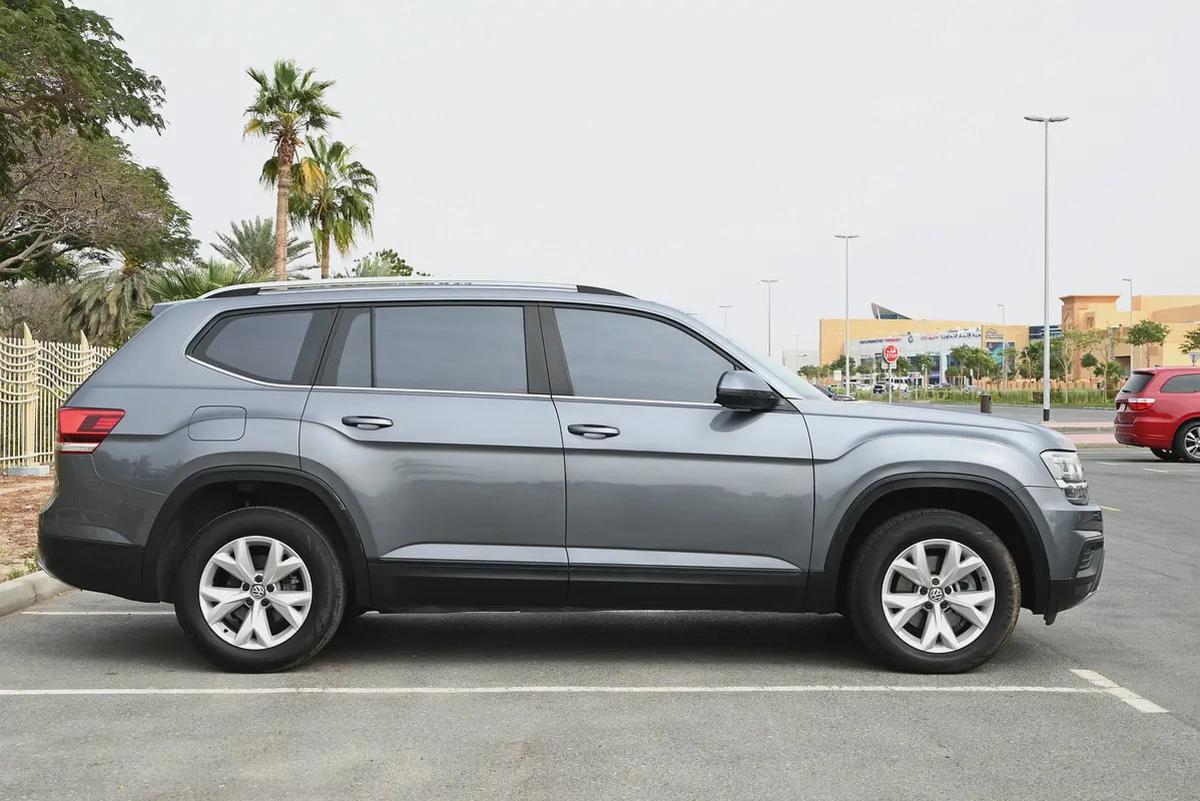 870 AED - GCC SPECS - VOLKSWAGEN TERAMONT 3.6L 4WD - FIRST OWNER-6-6