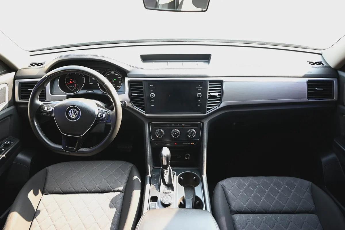 870 AED - GCC SPECS - VOLKSWAGEN TERAMONT 3.6L 4WD - FIRST OWNER-8-8