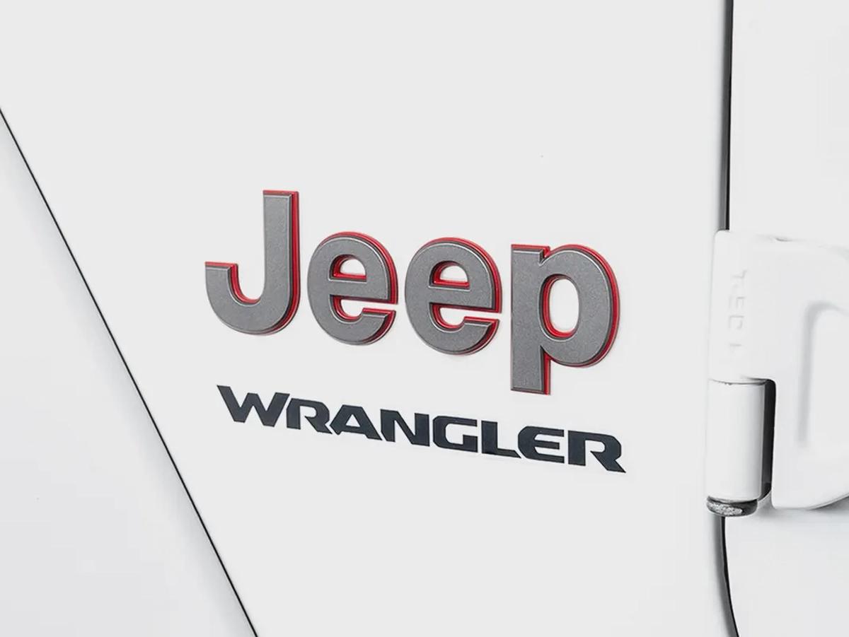2,415 AED / 48 months | 0% DP | 2018 Jeep Wrangler Rubicon / Off Road Upgrades-13-13