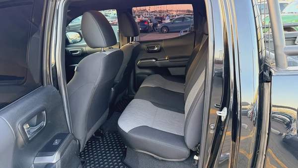 Toyota Tacoma TRD Sport