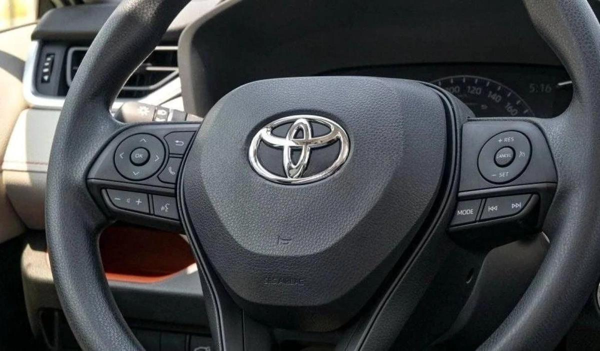 Toyota RAV4 2.5L ADVENTURE 2024-11-11