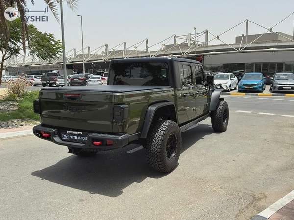 JEEP GLADIATOR OFF ROAD