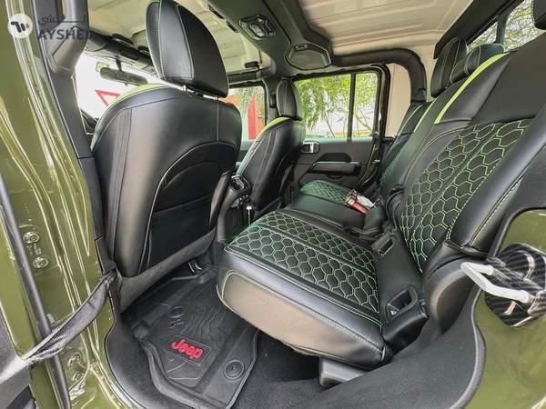 JEEP GLADIATOR OFF ROAD