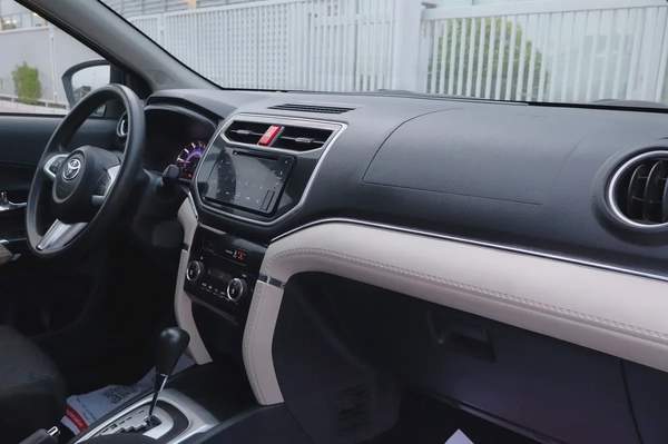 Toyota Rush EX 2023 - GCC Specs - Original Paint