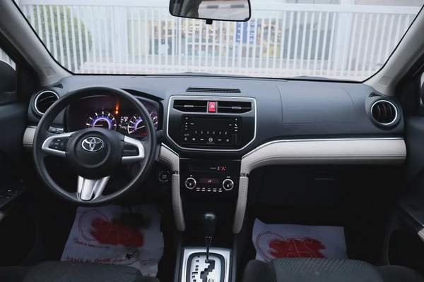 Toyota Rush EX 2023 - GCC Specs - Original Paint