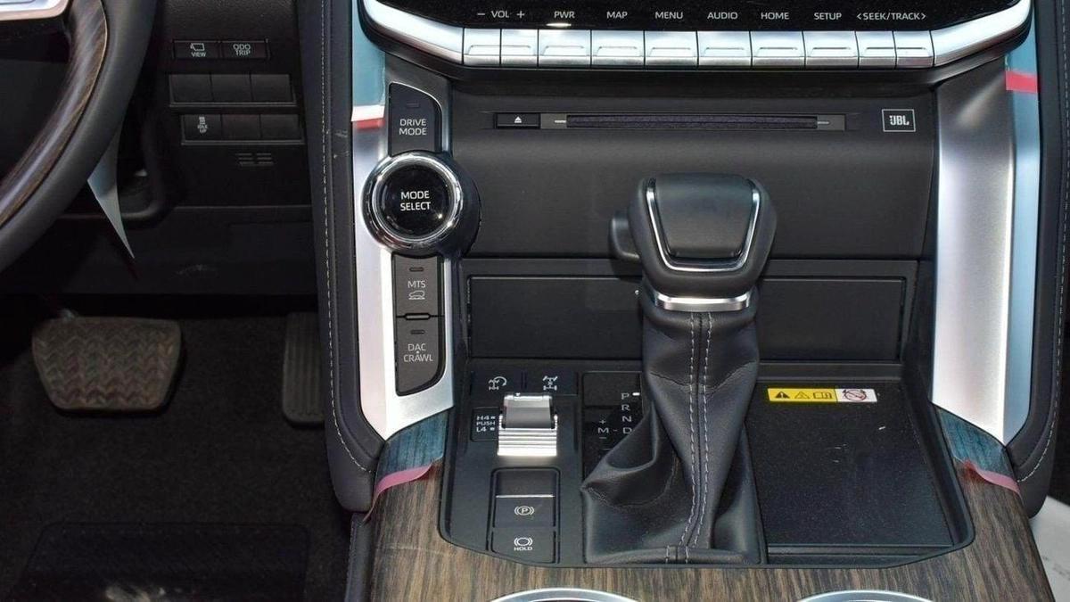 Toyota Land Cruiser Toyota Land Cruiser VXR 3.3L Diesel 2025-13-13