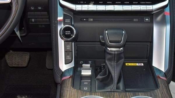 Toyota Land Cruiser Toyota Land Cruiser VXR 3.3L Diesel 2025