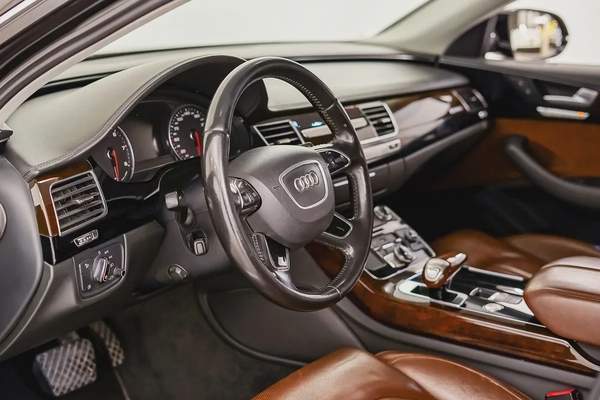 AED 1391 PM | AUDI A8L 50TFSI 2015 | HIGH OPTIONS | WELL MAINTAINED | 1 YEAR WARRANTY | GCC