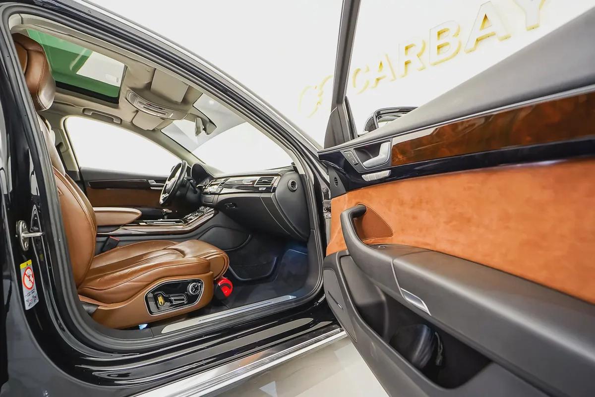 AED 1391 PM | AUDI A8L 50TFSI 2015 | HIGH OPTIONS | WELL MAINTAINED | 1 YEAR WARRANTY | GCC-14-14