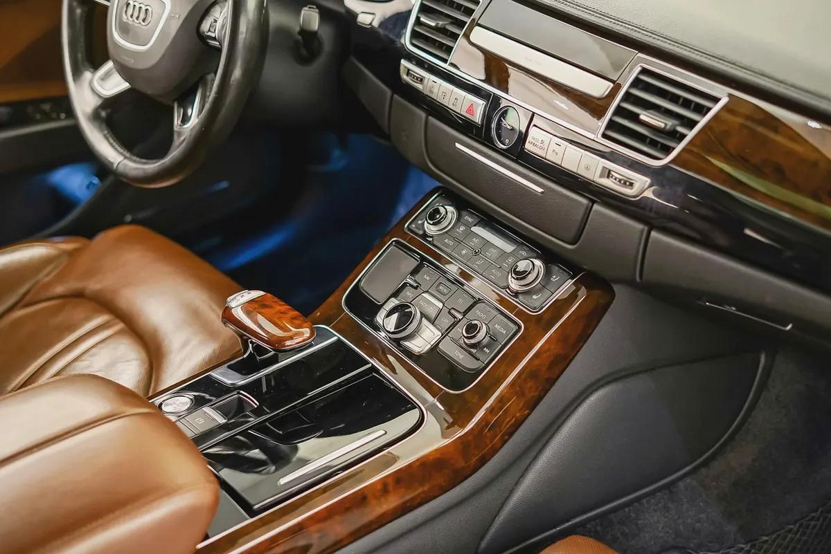 AED 1391 PM | AUDI A8L 50TFSI 2015 | HIGH OPTIONS | WELL MAINTAINED | 1 YEAR WARRANTY | GCC-16-16