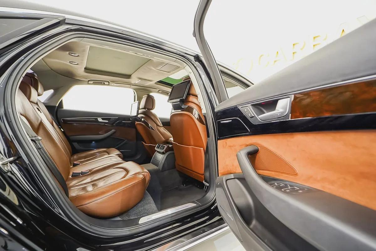 AED 1391 PM | AUDI A8L 50TFSI 2015 | HIGH OPTIONS | WELL MAINTAINED | 1 YEAR WARRANTY | GCC-18-18