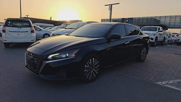 Nissan Altima SV – 2023 – American Specs Model: 2023 Mileage: 83,212 KMS Spec: American Very well-ma