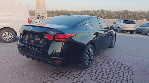 Nissan Altima SV – 2023 – American Specs Model: 2023 Mileage: 83,212 KMS Spec: American Very well-ma