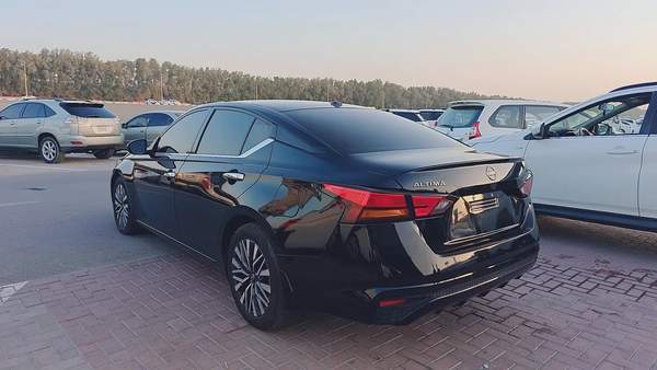 Nissan Altima SV – 2023 – American Specs Model: 2023 Mileage: 83,212 KMS Spec: American Very well-ma