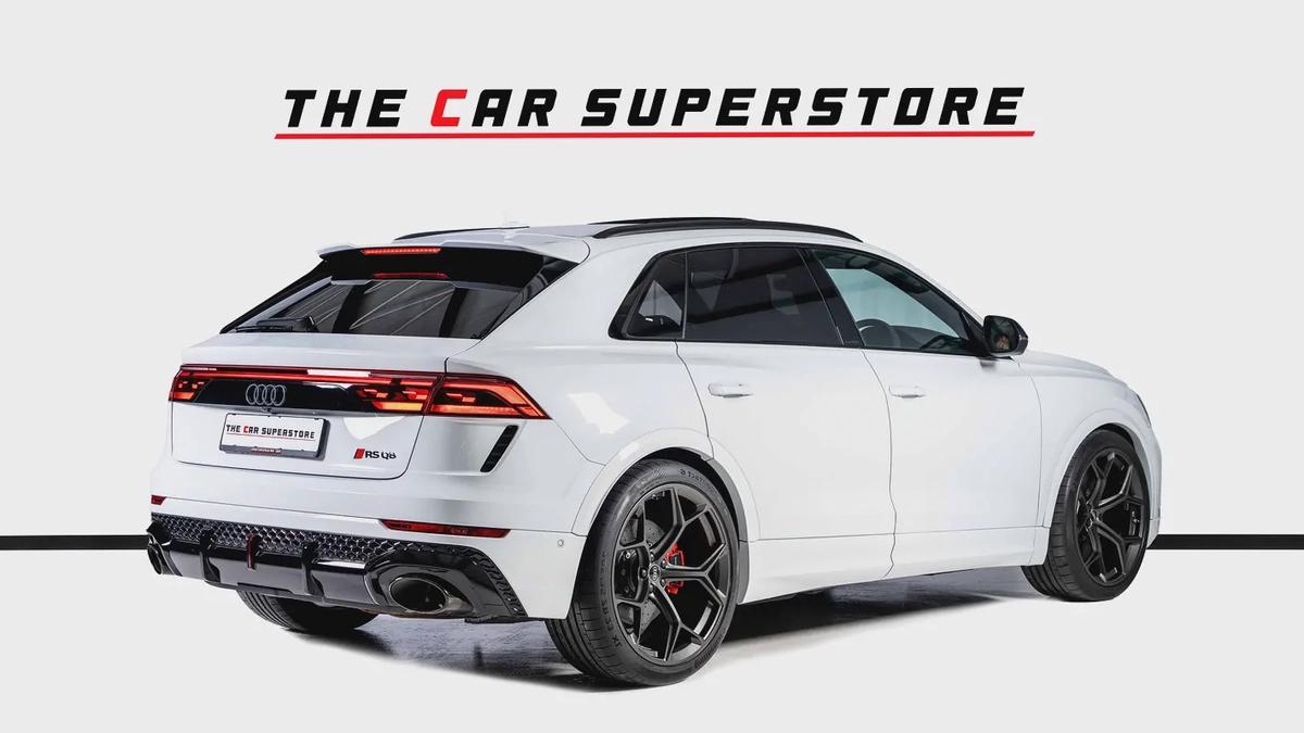 AUDI RSQ8 Performance-Super SUV-Exclusive Order-Carbon Ceramic Brakes-23 Inch Satin Grey Rims-7-7