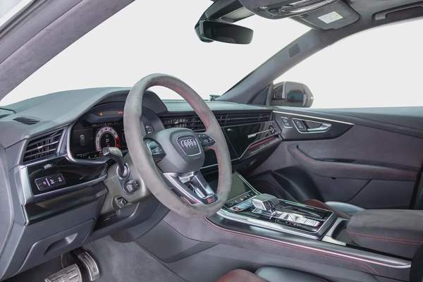 AUDI RSQ8 Performance-Super SUV-Exclusive Order-Carbon Ceramic Brakes-23 Inch Satin Grey Rims