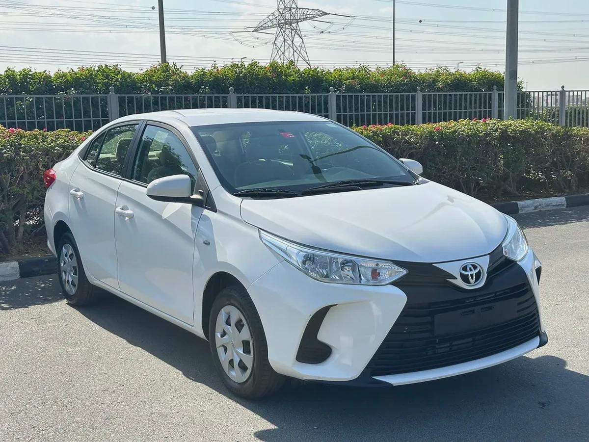 560/- AED EMI TOYOTA YARIS 1.5L SE FWD || WELL MAINTAINED-1-1