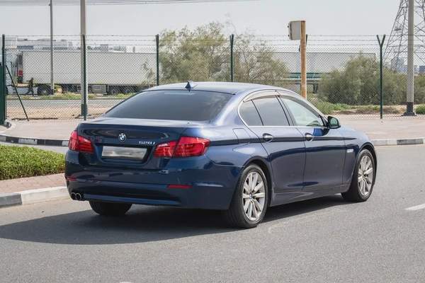 2010 - BMW 528i - IMMACULATE CONDITION - ONLY 102,000 KM DONE
