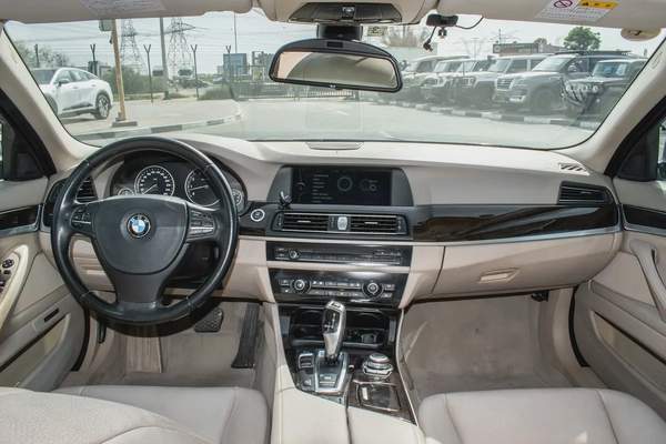 2010 - BMW 528i - IMMACULATE CONDITION - ONLY 102,000 KM DONE