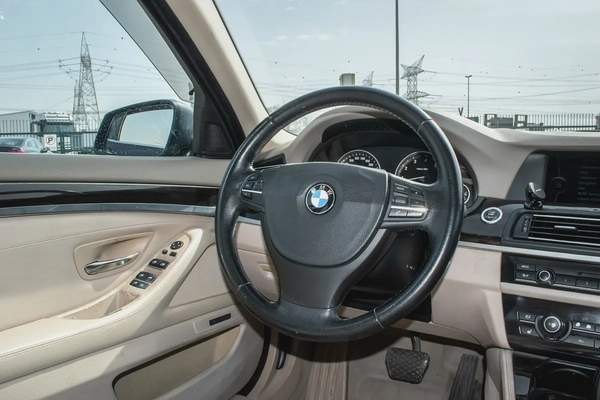 2010 - BMW 528i - IMMACULATE CONDITION - ONLY 102,000 KM DONE