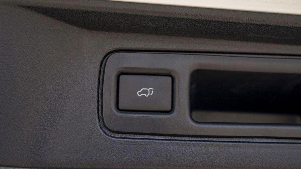 Toyota Fortuner Toyota Fortuner 2.8L Diesel 4x4 Full Option MY2024-16-16