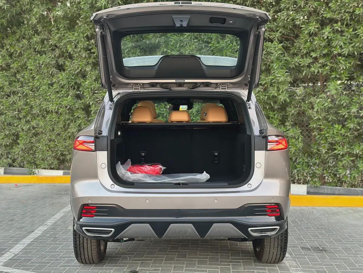 MG l HS LUXURY 2025 I GCC I FULL OPTION-5-5