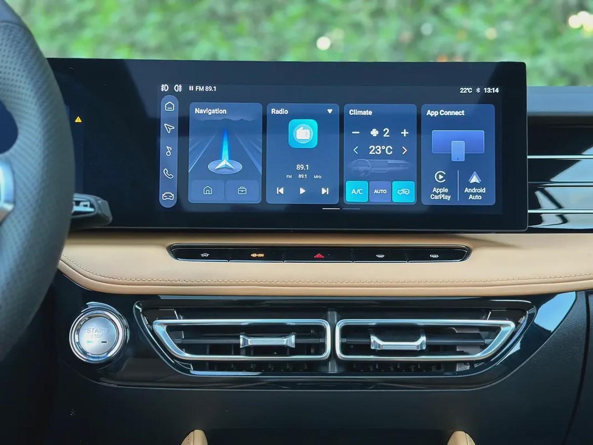 MG l HS LUXURY 2025 I GCC I FULL OPTION-11-11