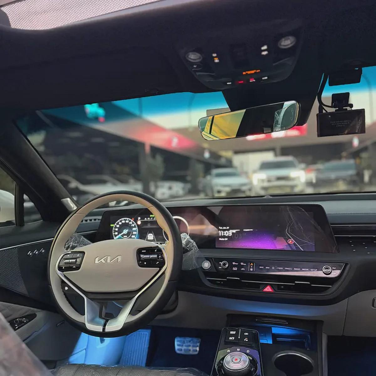 Kia K8 2023 Hybrid | Korean Specs | Clean Title | 37K KM | White | كيا K8 2023 هايبرد وارد كوري كلين-15-15