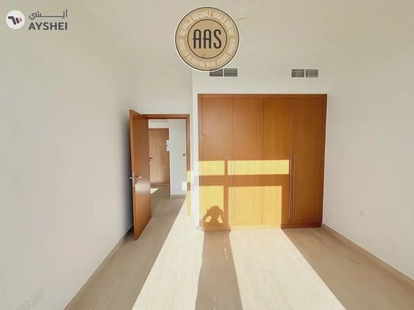 CHILLER FREE BUILDING BRAND NEW | MULTIPLE UNITS AVAILABLE |