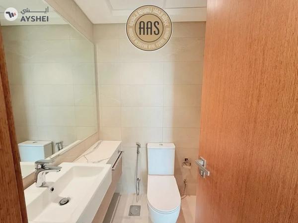 CHILLER FREE BUILDING BRAND NEW | MULTIPLE UNITS AVAILABLE |