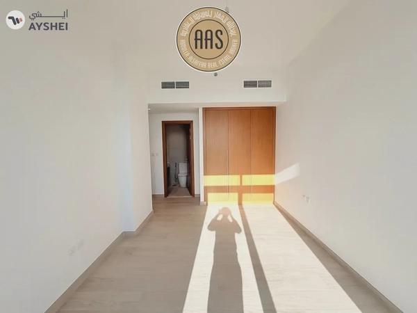 CHILLER FREE BUILDING BRAND NEW | MULTIPLE UNITS AVAILABLE |