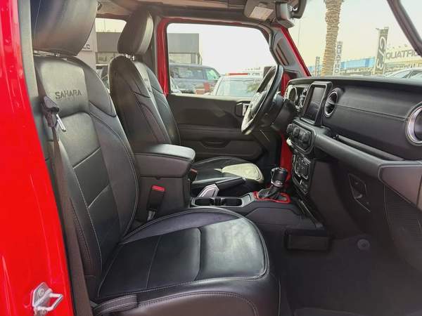 2021. Wrangler 4xe. Panoramic roof.