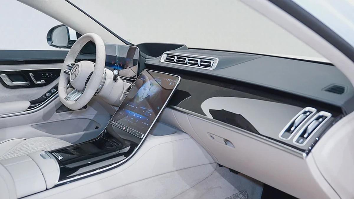 Special Offer | AED 10,330 PM | Up to 3 Years Unlimited Warranty | S63 AMG E Performance-5-5