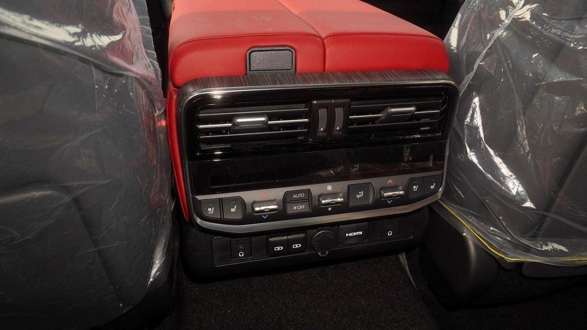 Toyota Land Cruiser GR SPORT 3.5L V6-10-10