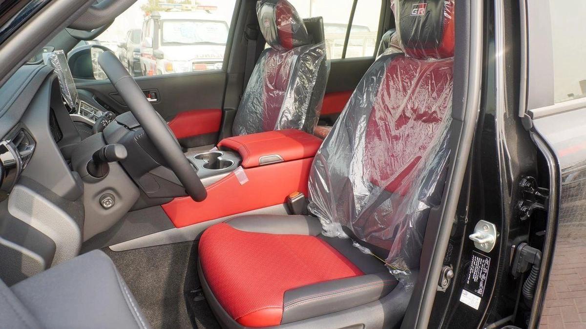 Toyota Land Cruiser GR SPORT 3.5L V6-14-14